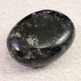 インド産 アイオライト　52mmパームストーン 78.6g (ID:34877)