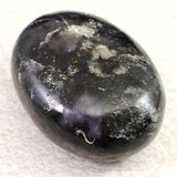 インド産 アイオライト　52mmパームストーン 78.6g (ID:34877)