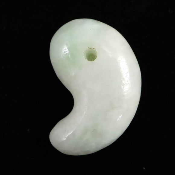 勾玉　翡翠 入コン沢 勾玉:糸魚川翡翠 BMT0423 | 糸魚川翡翠工房こたきBASE店