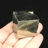 スペイン産 パイライト 黄鉄鉱  29mmキューブ 105.8g (ID:35410)