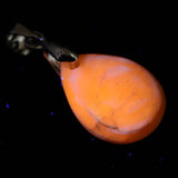 北海道産 蛍光オパール オレンジ  16mmペアシェイプ ペンダントトップ 1.4g (ID:36251)