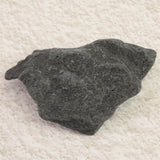 H&E社 ブラックアゼツライト(AZOZEO) 原石 証明書付 16.8g (ID:36359)