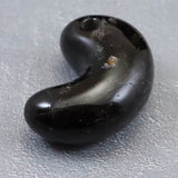 山梨県 黒平鉱山産 黒水晶 30mm 勾玉　ディレクトリカード付 10.3g (ID:37100)
