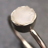 ロシア産 フェナカイト 6.4X6.0mm 原石 リング 11号 (ID:37593)