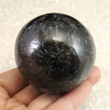 H&E社 アルベゾナイト アルベゾン閃石　60mm スフィア 320.5g (ID:37995)