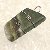 H&E社 ニュージーランド グリーンストーン タンブル ペンンダントトップ 5.7g (ID:40223)