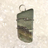 H&E社 ニュージーランド グリーンストーン タンブル ペンンダントトップ 5.7g (ID:40223)