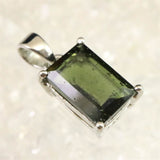 モルダバイト 12mm ステップ カット ペンダントトップ  2.62g (ID:40652)