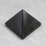 中国山東省産　黒水晶 モリオン　29mm ピラミッド 22.2g (ID:40737)