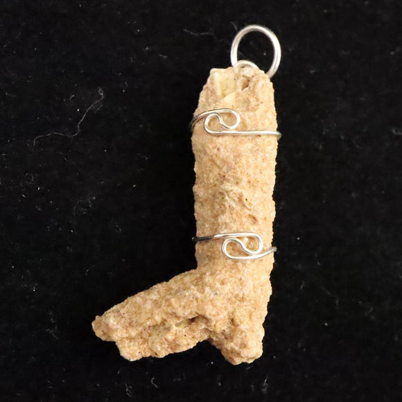 H&E社　サハラ砂漠産　フルグライト　ペンダントトップ　4.8g (ID:40869)