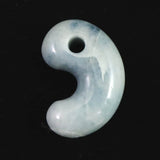 糸魚川翡翠  小滝産 33mm　勾玉 ブルー  ディレクトリーカード付 16.54g (ID:41959)