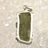 モルダバイト 原石 AAAグレード  ペンダントトップ  3.38g (ID:42212)