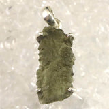 モルダバイト 原石 AAAグレード  ペンダントトップ  3.38g (ID:42212)