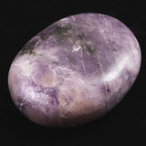 インド産 レピドライト 56mmパームストーン 101.1g (ID:42424)