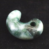 糸魚川翡翠  ヒスイ 小滝産 緑 30mm勾玉 ディレクトリカード付 11.1g (ID:43043)