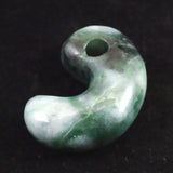 糸魚川翡翠  ヒスイ 小滝産 緑 30mm勾玉 ディレクトリカード付 11.1g (ID:43043)