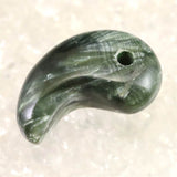 セラフィナイト クリノクロア 30mm 勾玉 8.8g (ID:43647)