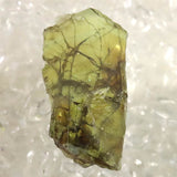 タンザニア モンド産  スフェーン 30mm原石 4.31g (ID:45591)