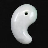 糸魚川翡翠  ヒスイ 小滝産 薄緑 31mm勾玉 ディレクトリカード付 11.22g (ID:46024)