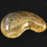 ヒマラヤ マニハール産 ゴールドルチル入り 水晶 34mm勾玉 10.5g (ID:46296)