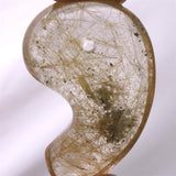 ヒマラヤ マニハール産 ゴールドルチル入り 水晶 34mm勾玉 10.5g (ID:46296)