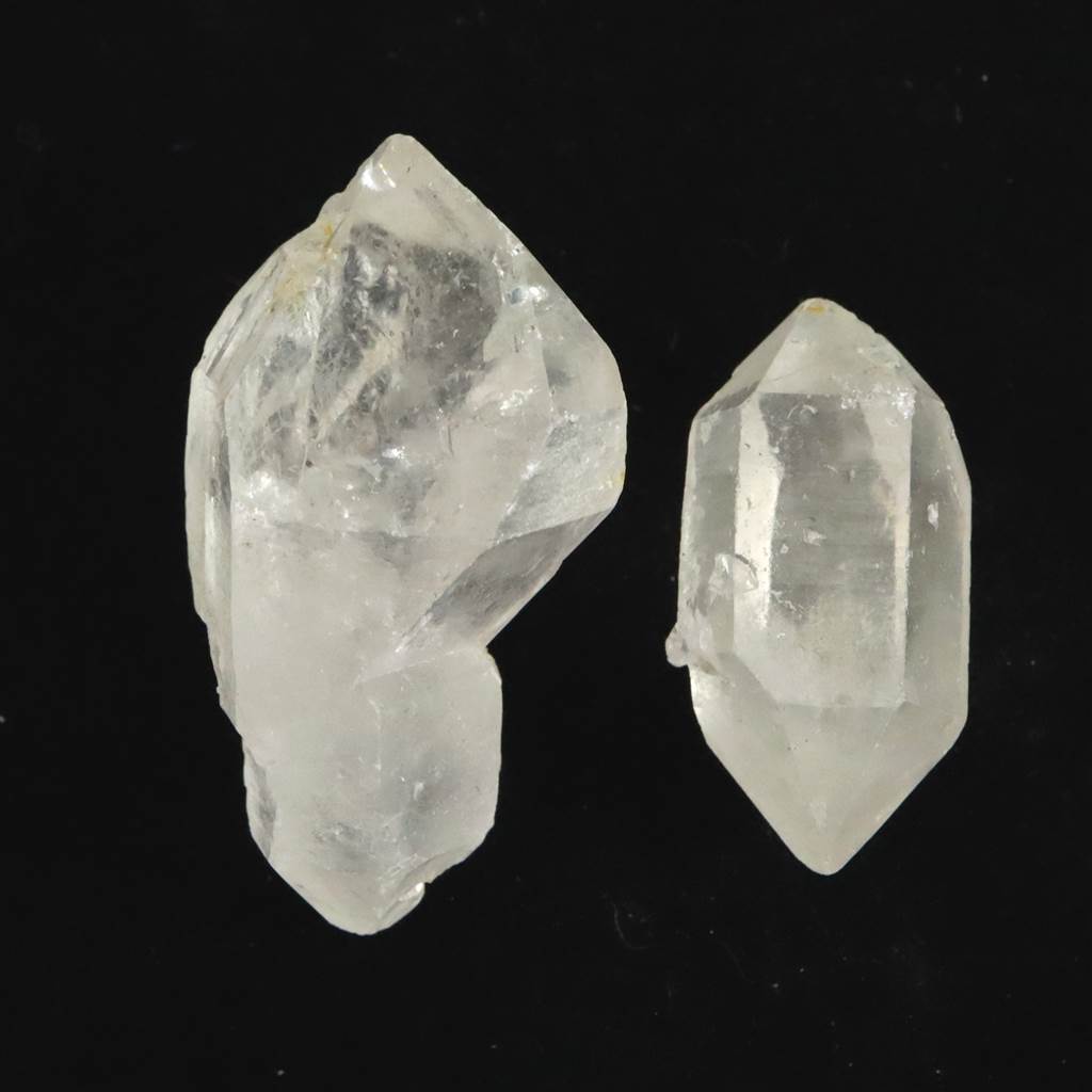 ちべっとページ チベット産クォーツ | 榎本通商