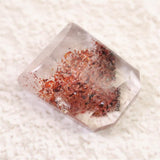 ストロベリークォーツ ファントム 5A 14X11mm ルース　7.78ct (ID:47570)