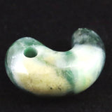 糸魚川翡翠  ヒスイ 小滝産 緑 30mm勾玉 ディレクトリカード付 12.1g (ID:47743)