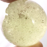 リビアングラス 26mmスフィア 台座付  20.3g (ID:50176)
