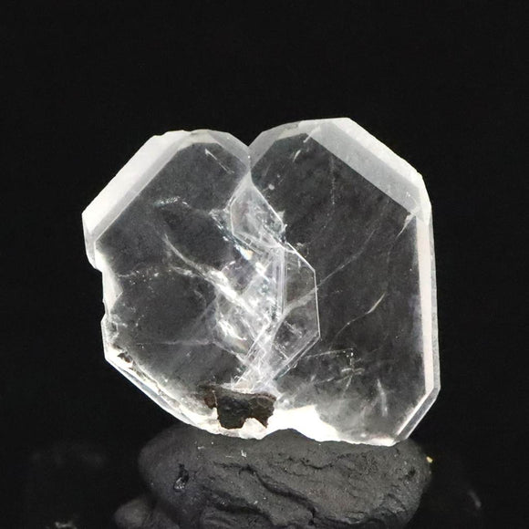 長崎県五島列島産　日本式双晶 0.79g (ID:53429)