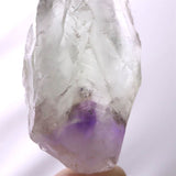 中国雲南省産 プラシオライト x アメジスト　バイカラークォーツ　原石 24.2g (ID:54453)