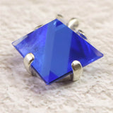 H&E社 シベリアンブルークォーツ　16mmピラミッド ペンダントトップ　2.2g (ID:54900)