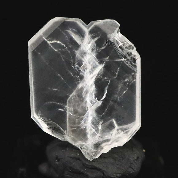 長崎県五島列島産　日本式双晶 0.72g (ID:55551)