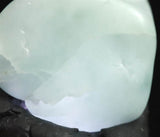 糸魚川翡翠  薄緑　31mmタンブル ディレクトリカード付 13.5g (ID:56588)