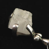 ミャンマー産 フェナカイト 11mm 原石 ペンダントトップ 1.86g (ID:57873)