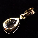 ロシア産 フェナカイト 7.3mm ペアシェイプカット ペンダントトップ K18YG 鑑別書付 0.75ct (ID:58461)