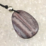 H&E社 ヴァイタライト アロハストーン (AZOZEO) タンブル コード ペンダント 6.3g (ID:59854)