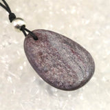 H&E社 ヴァイタライト アロハストーン (AZOZEO) タンブル コード ペンダント 6.3g (ID:59854)