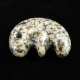 京都府産　鞍馬石 31mm 獣型 勾玉 証明書付 11.5g　 (ID:61425)