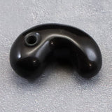 隠岐の島 黒曜石 32mm勾玉 ディレクトリカード付 10.7g　**特価品** (ID:62005)