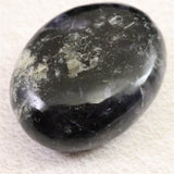 インド産 アイオライト　57mmパームストーン 91.4g (ID:62216)