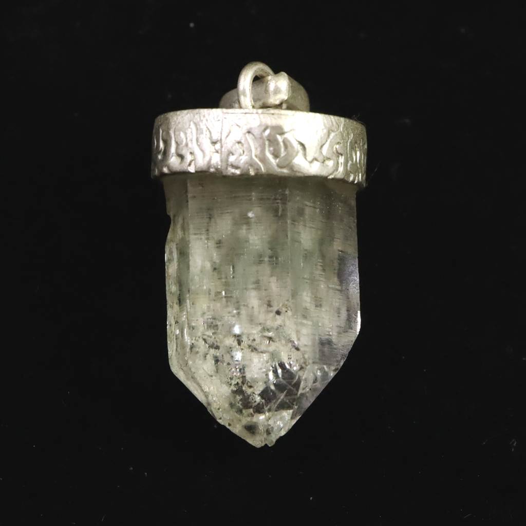 ！ヒマラヤマ鉱山メガサイズ！2キロ超え！！高品質虹ルチル　ネパール産 ヒマラヤマ鉱山メガサイズ！2キロ超え！！高品質虹ルチル ネパール産