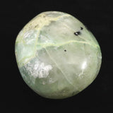 ガーニエライト グリーンムーンストーン 63mmタンブル  127g (ID:63595)