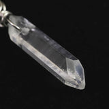 米国アーカンソー州産 水晶 28mm原石ペンダントトップ 1.7g (ID:65071)