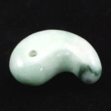 糸魚川翡翠  ヒスイ 小滝産 薄緑 29mm勾玉 ディレクトリカード付 10.98g (ID:65415)