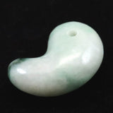 糸魚川翡翠  ヒスイ 小滝産 薄緑 29mm勾玉 ディレクトリカード付 10.98g (ID:65415)