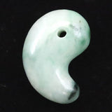 糸魚川翡翠  ヒスイ 小滝産 薄緑 29mm勾玉 ディレクトリカード付 10.98g (ID:65415)