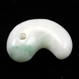 糸魚川翡翠  ヒスイ 小滝産 薄緑 22mm勾玉 ディレクトリカード付 5.07g (ID:65627)