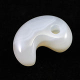 北海道 花石メノウ 瑪瑙 20mm勾玉 ディレクトリカード付 3.31g (ID:65707)