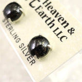 H&E社 ヌーマイト ニューマイト 8mmラウンド ピアス 証明書付 1.9g (ID:65720)